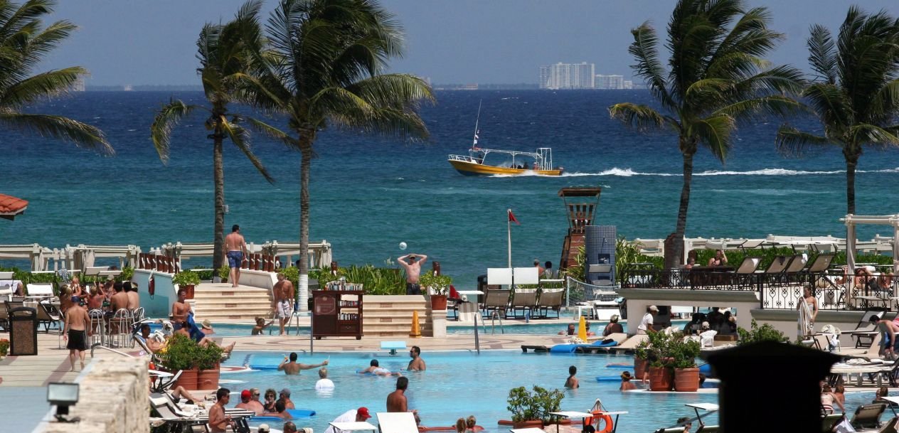 Quintana Roo recibirá a 1 de cada 2 turistas extranjeros en verano
