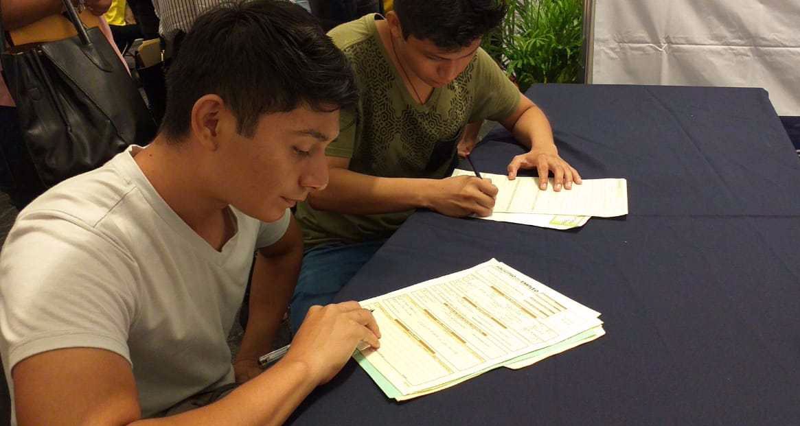 Sector terciario con los salarios más bajos en Yucatán