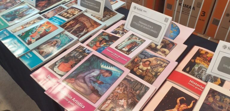 libros de texto 167224307_475423706619316_2289373042289147904_n