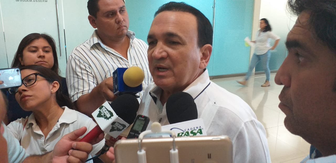 Reconoce Concanaco el nombramiento de Arturo Herrera en Hacienda