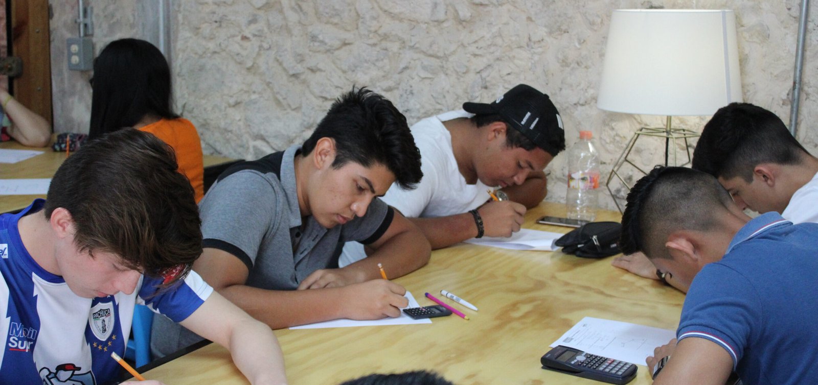 IBECEY mantiene registro para becas en escuelas