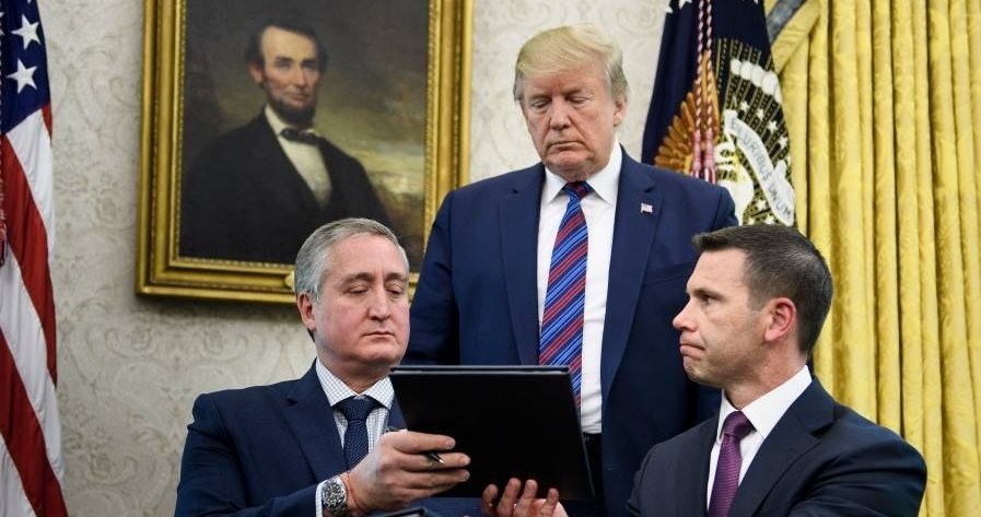 Guatemala cede al amago de Trump y acepta dar asilo a migrantes como tercer país seguro