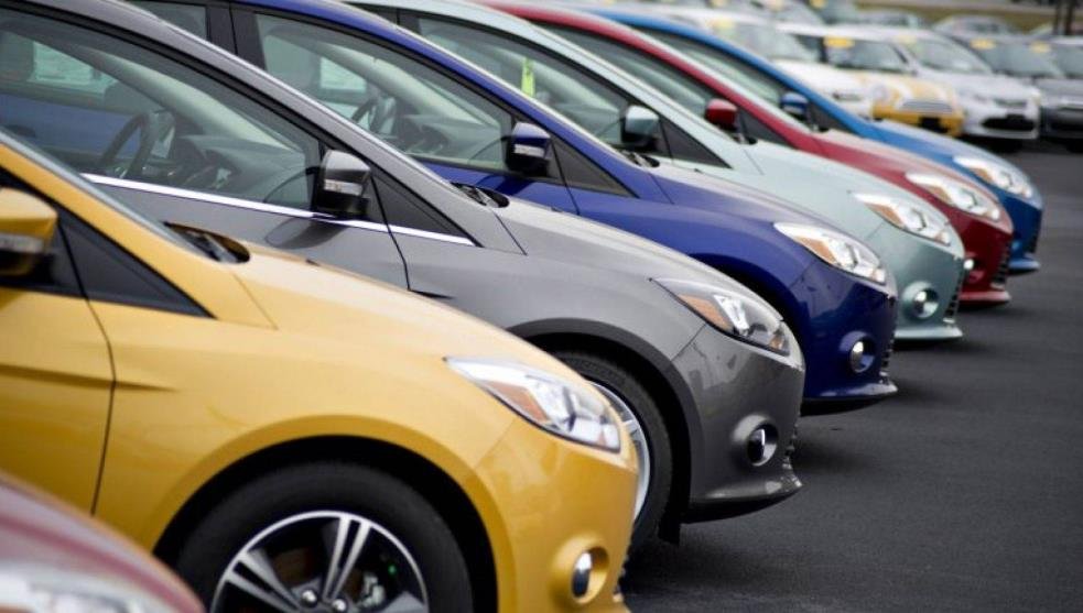 Ventas de autos caen 11.4% en junio y 6.4% en el primer semestre
