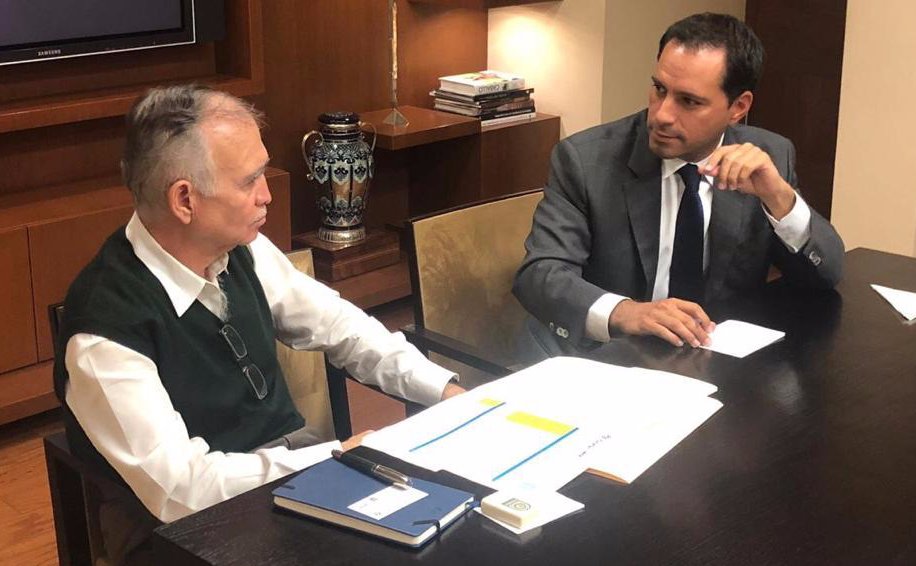Vila gestiona proyectos para Yucatán con Alfonso Romo