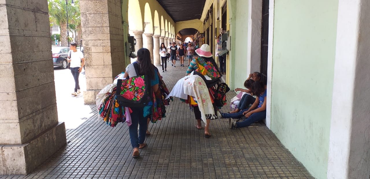 Chiapanecas y jaladores, un dolor de cabeza para turisteros