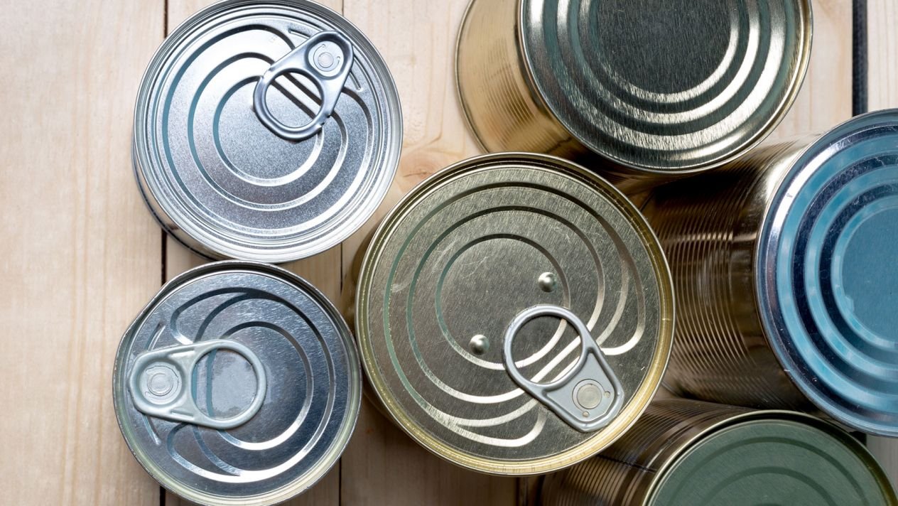 Recicla latas y podrás pagar Netflix, Spotify y otros servicios con ello