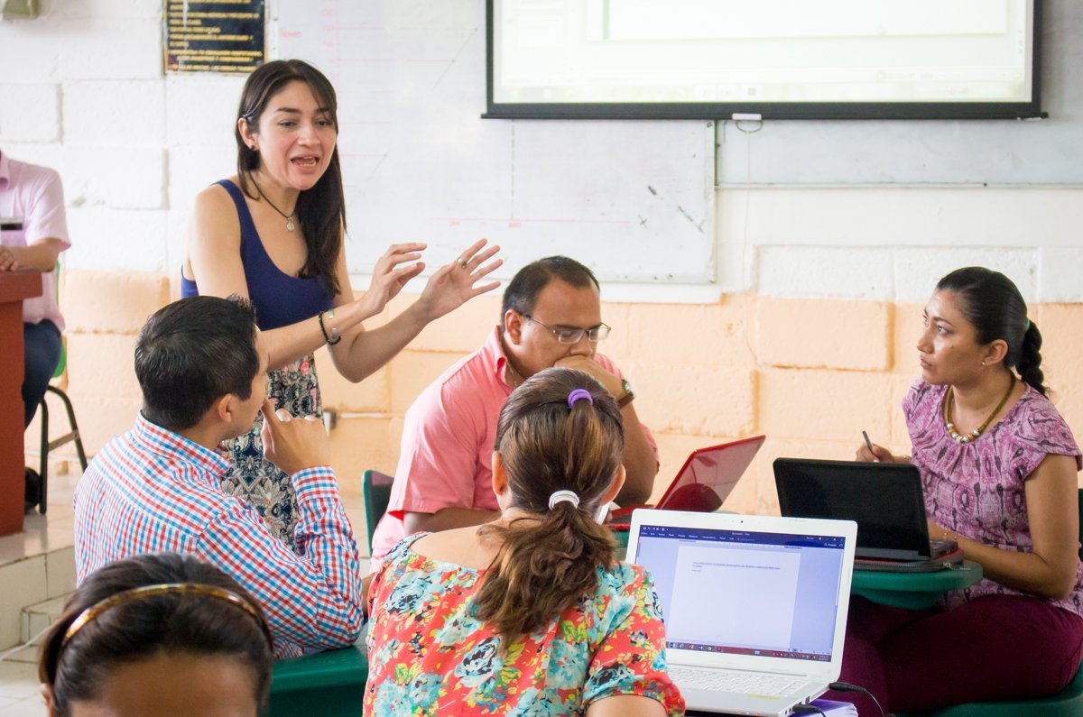 En octubre, inician cursos, talleres y diplomados de Formación Continua