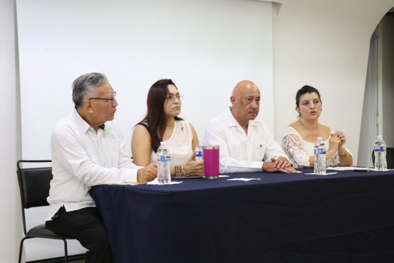 coloquio cultura maya en uady 03oct19 IMG_2717