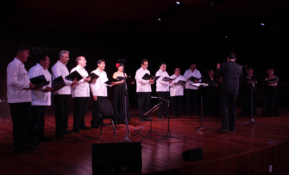 Sonidos navideños vibrarán en el teatro “Peón Contreras”