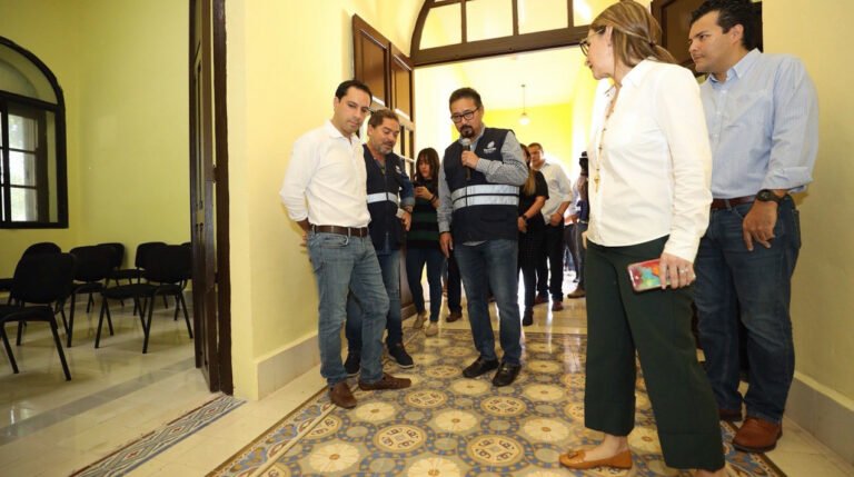 4CB6B8D9-BD83-44A6-AA79-BA4BCB0F2FC4