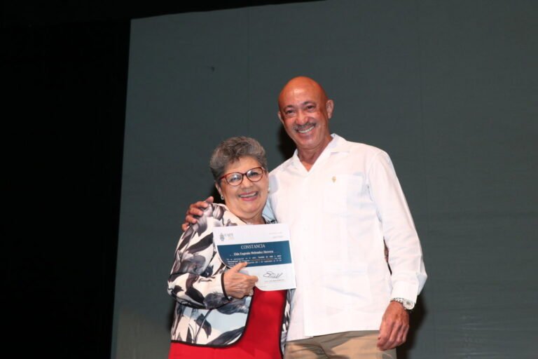 clausura tercera universidad de los mayores 08ene20 IMG_5057