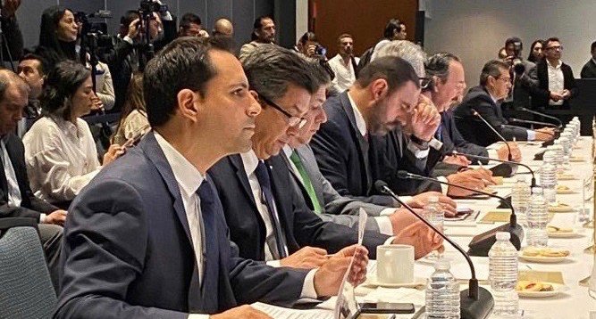 F8B24E4D-C10B-4774-B2BC-2621DDF45835