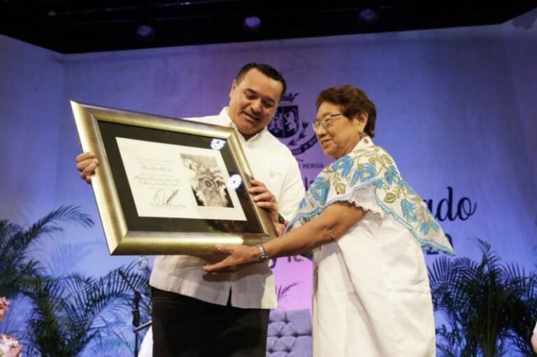 medalla-silvio-zavala