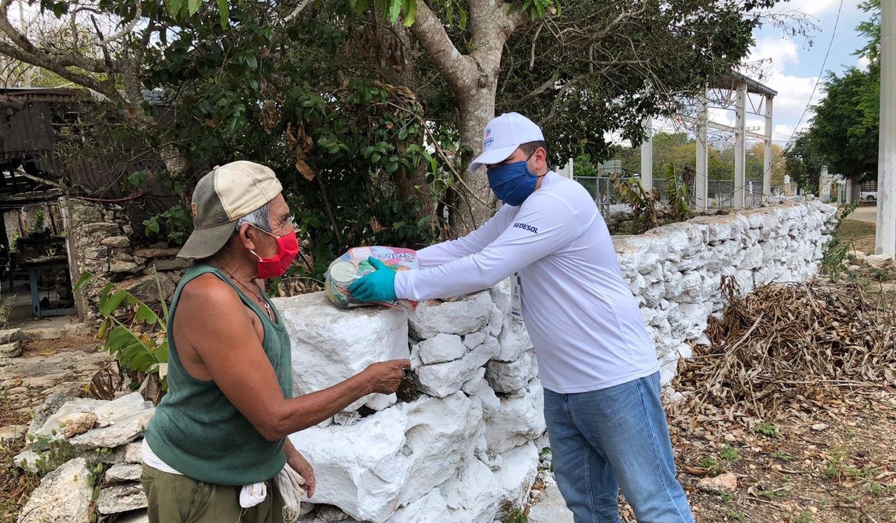 Gobierno del Estado continúa distribución de apoyos alimentarios para yucatecos