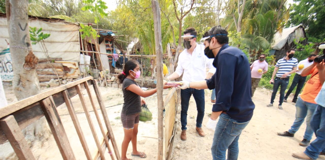 Familias yucatecas continúan recibiendo apoyos alimentarios a través de “Yucatán Solidario”