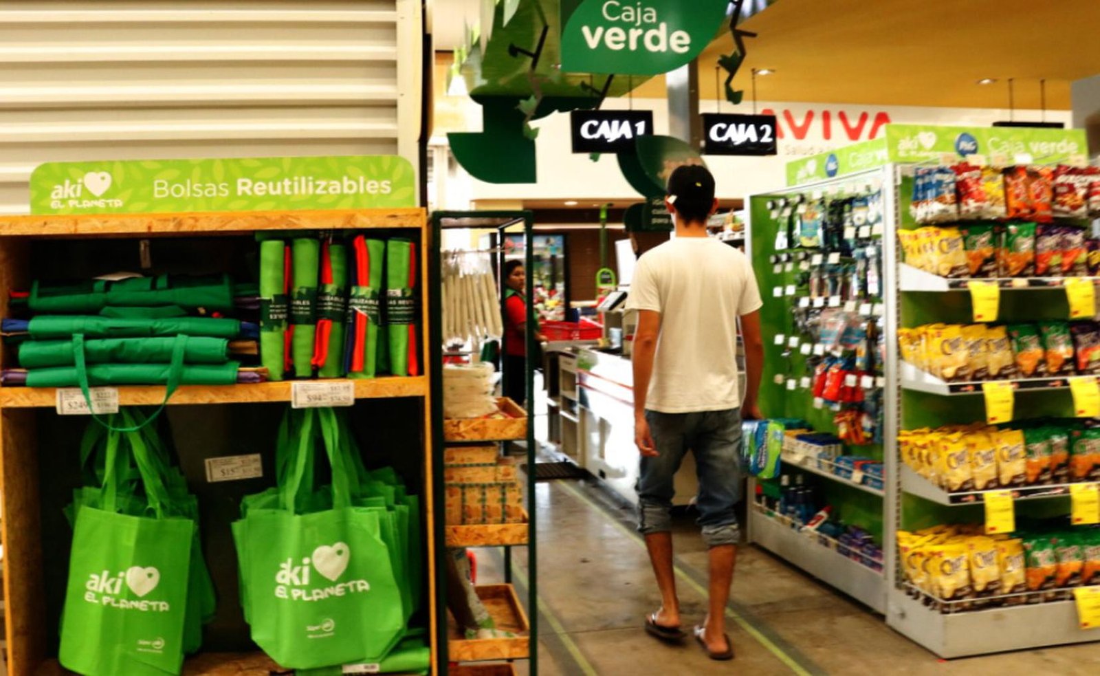 El fin de semana, los comercios esenciales se mantendrán abiertos: Canaco