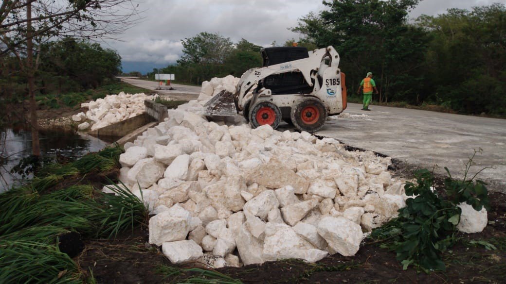 SCT rehabilita carreteras afectadas por lluvias por la tormenta Cristobal