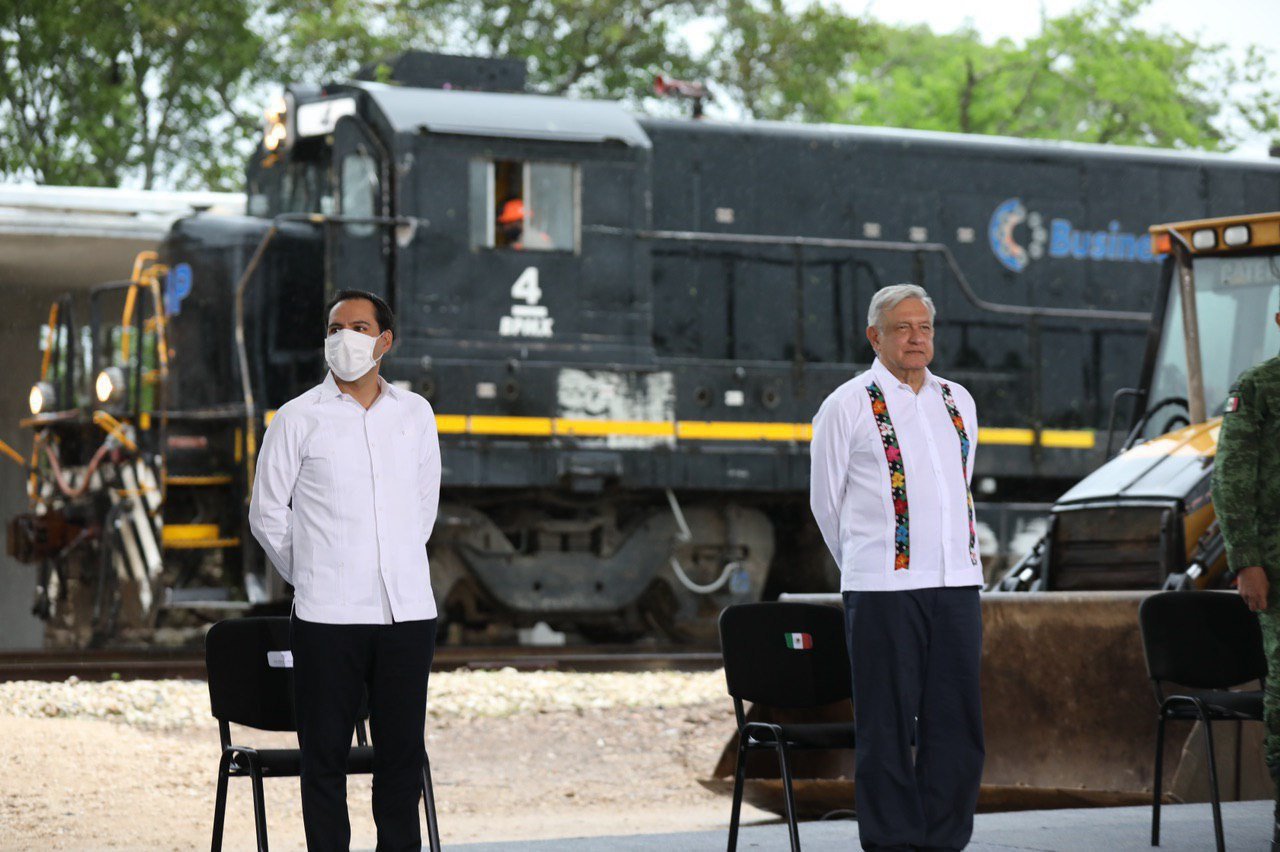 AMLO y Mauricio Vila dan el banderazo a construcción del Tren Maya en Yucatán