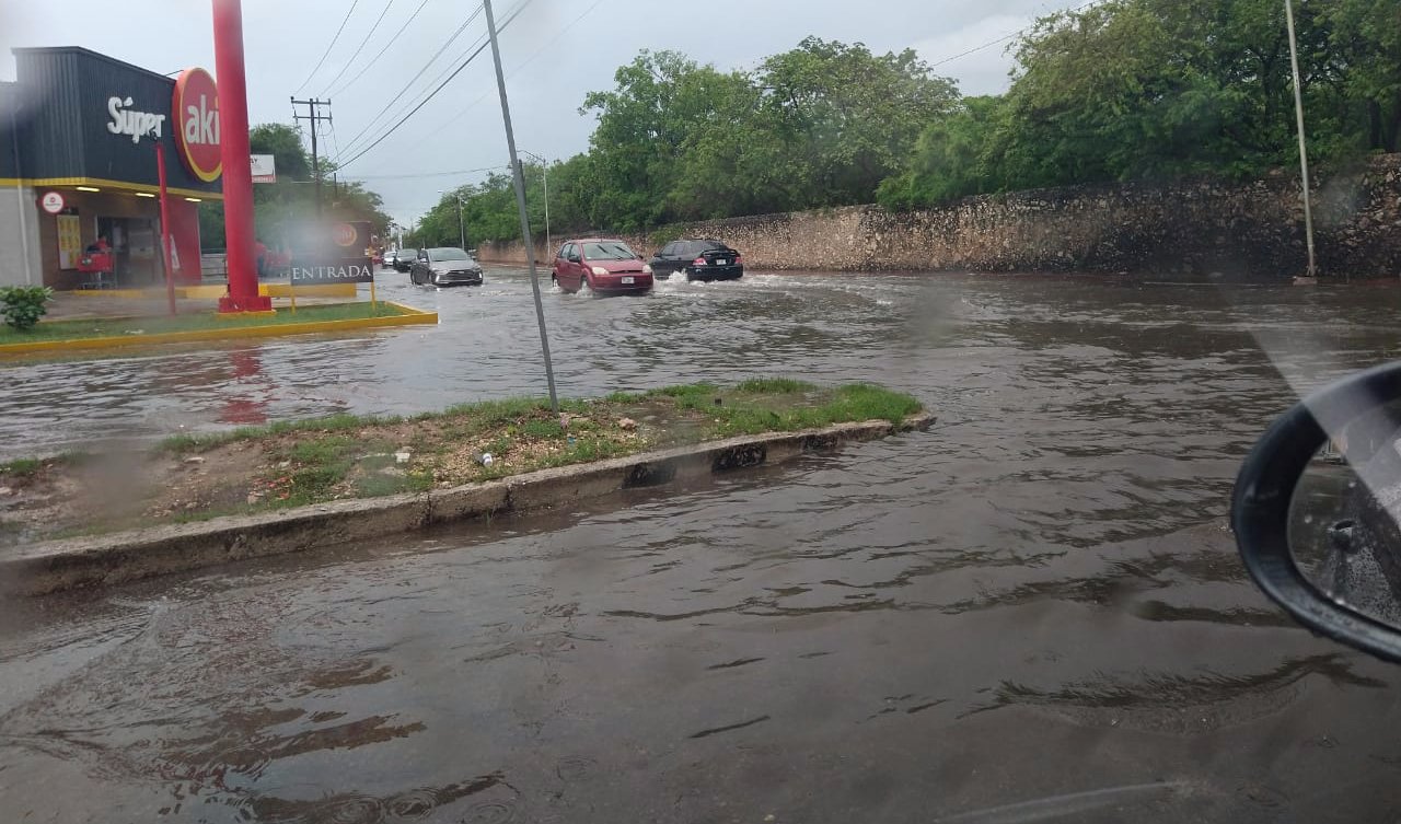 Ayuntamiento de Mérida intensifica labores para atender las contingencias causadas por las fuertes y prolongadas lluvias