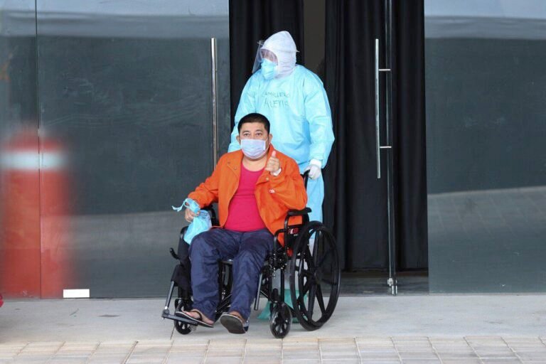 1BC79D03-2B09-475C-AA3F-DB2E9BA69F66