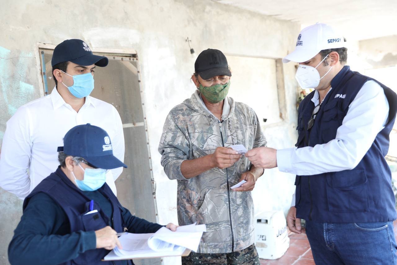 Pescadores reciben apoyos del programa Respeto a la Veda del Mero 2021