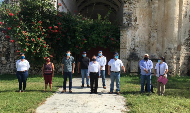 Entrega de la obra de “Restauración del Templo del Niño Jesús” en la localidad de Tihosuco