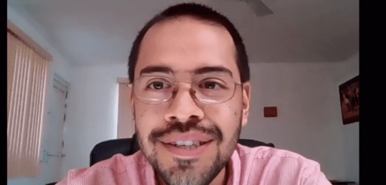 Captura de Pantalla 2021-04-12 a la(s) 11.26.45