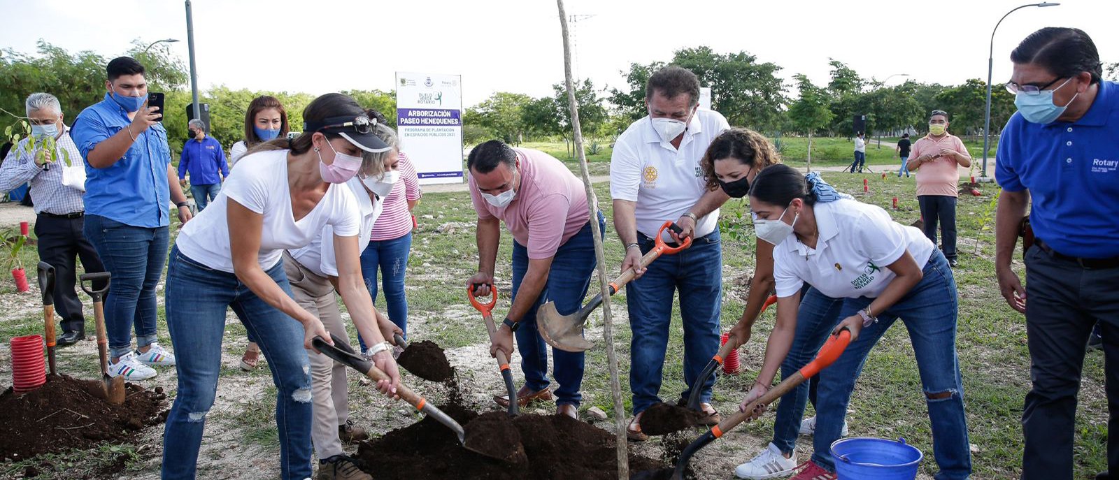 Ayuntamiento, Gobierno y Rotarios realizan la arborización “Duelo Verde Rotario”