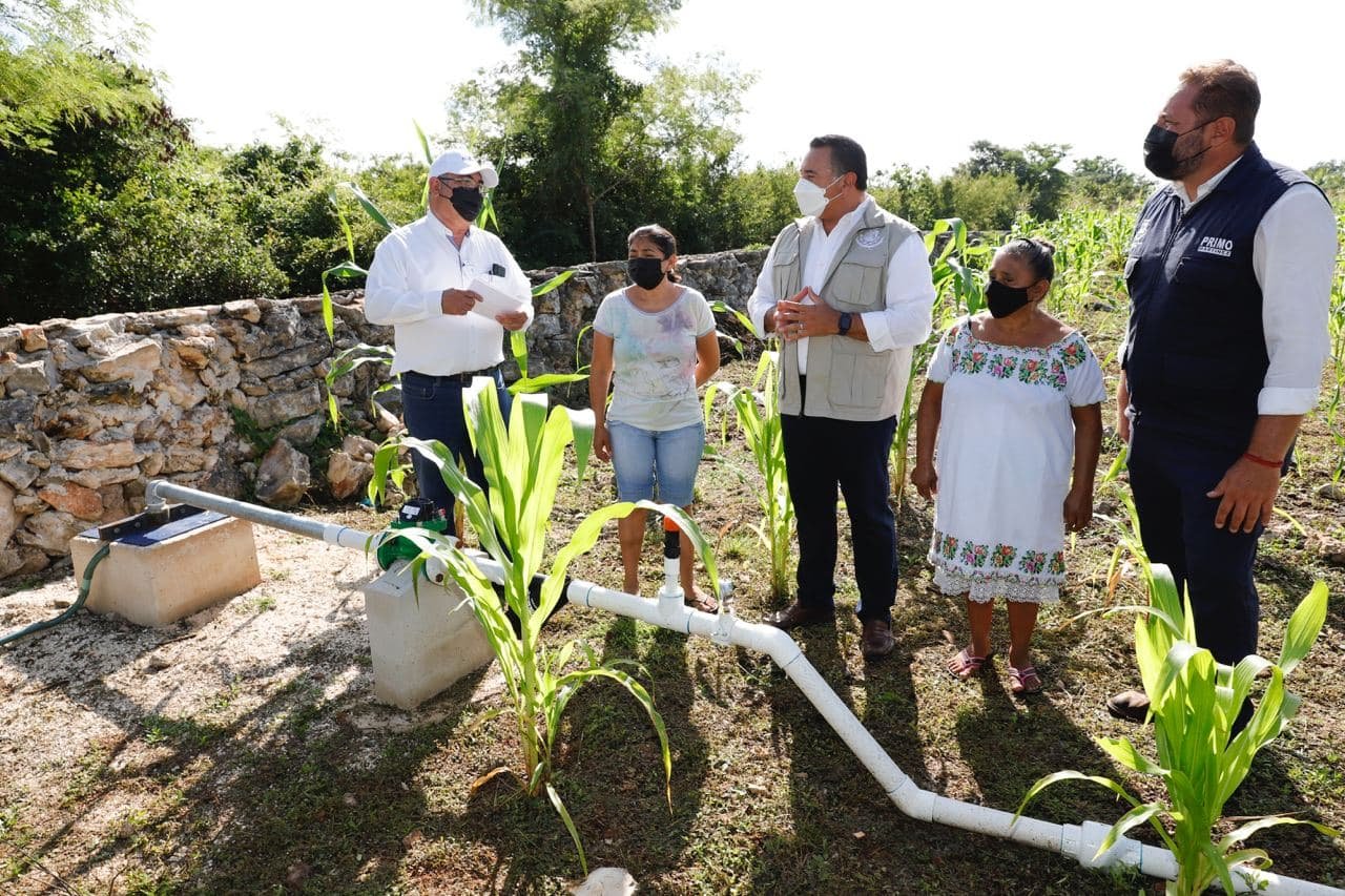 Con acciones y programas solidarios, el Ayuntamiento avanza