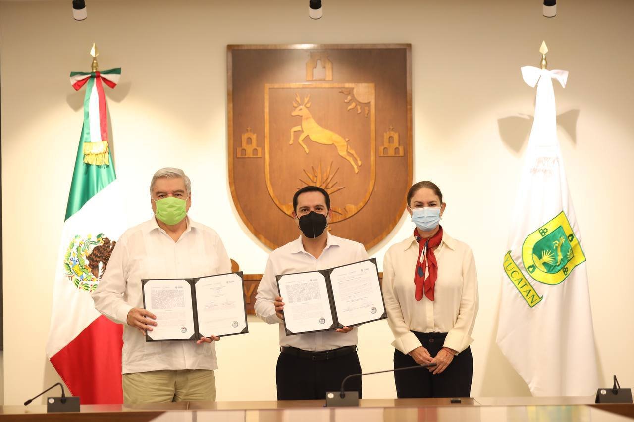 Gobierno del Estado firma convenio con el IDPR