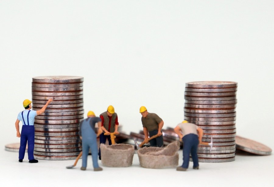 Salarios seguirán castigados; aumentos serán menores a la inflación en 2022