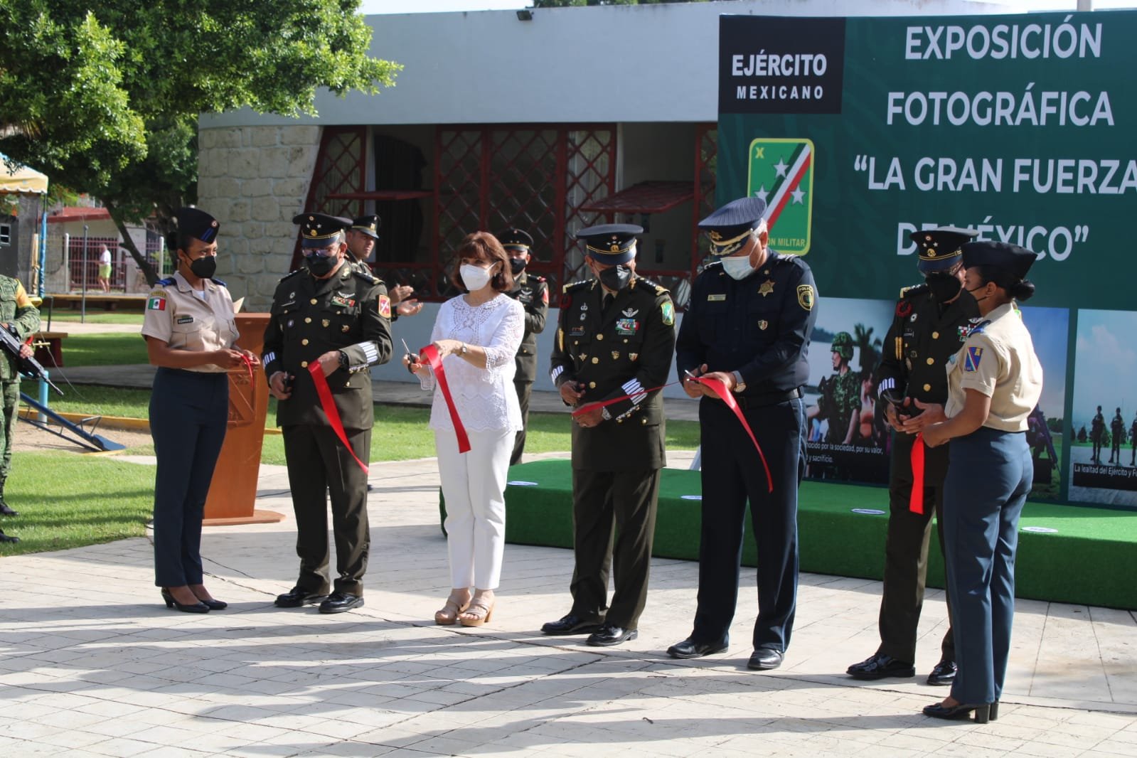 Ejército Mexicano inaugura Exposición Fotográfica.