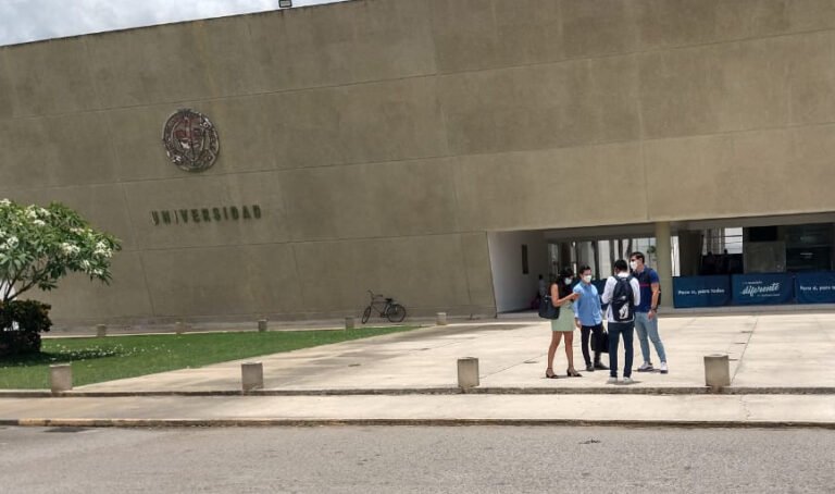 universidad modelo 2021WhatsApp Image 2021-05-19 at 2.39.57 PM