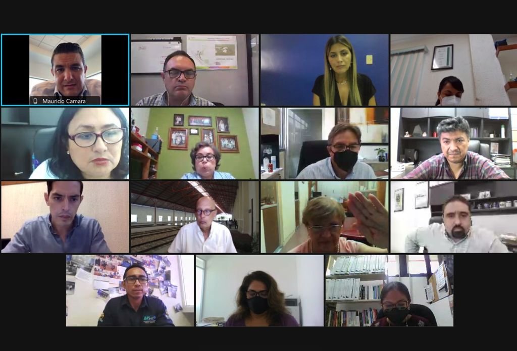 Familias de Tecoh reciben apoyo del Gobernador Mauricio Vila para viviendas