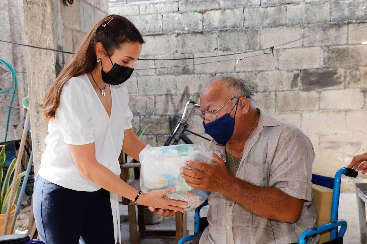 El Programa “Mérida Más Cercana”,  del Ayuntamiento se apoya a grupos vulnerables