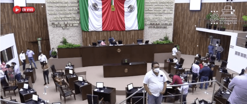 El Congreso impone amonestación pública al Gobernador del Estado 