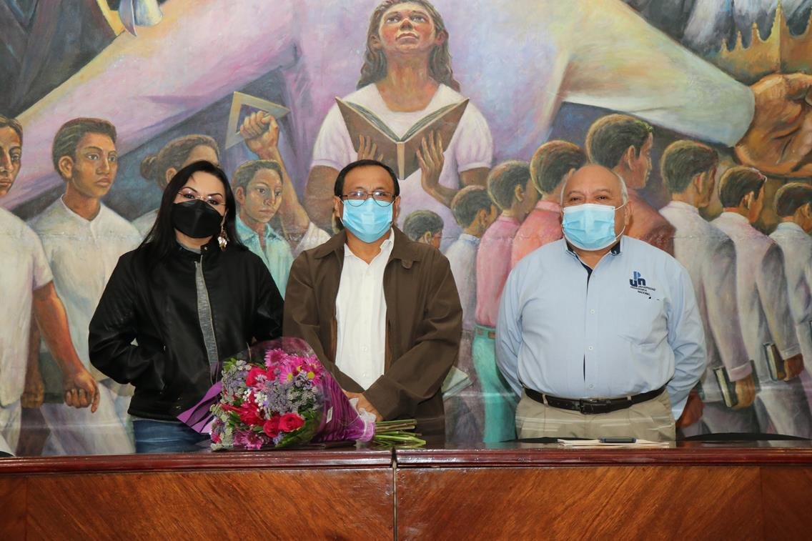 Obra recopila producción editorial universitaria