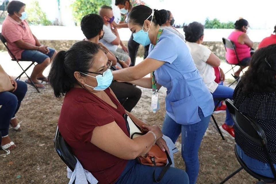 Continúa la vacunación de refuerzo para 40 a 59 años en Mérida