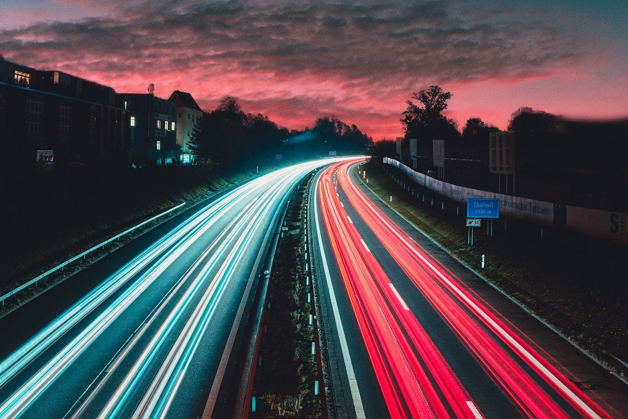 ¡Santas carreteras eléctricas Batman! 