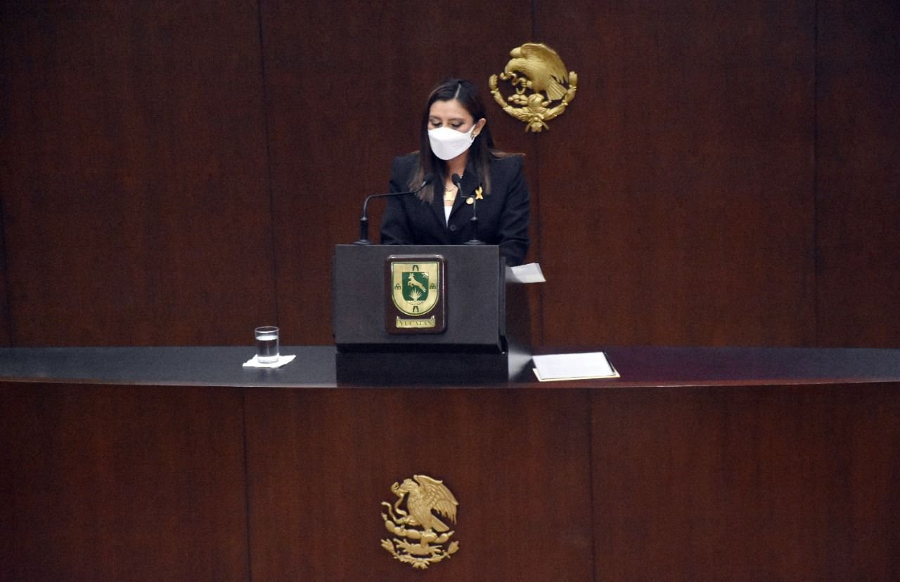 Dafne López pide garantizar la atención de niños con cáncer