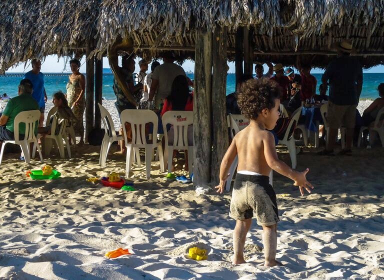 65D561C3-ACED-46E0-AED5-2670EDFC3CFB