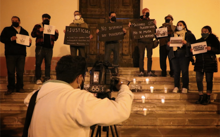 Eurodiputados piden a autoridades mexicanas terminar con mensajes contra la prensa