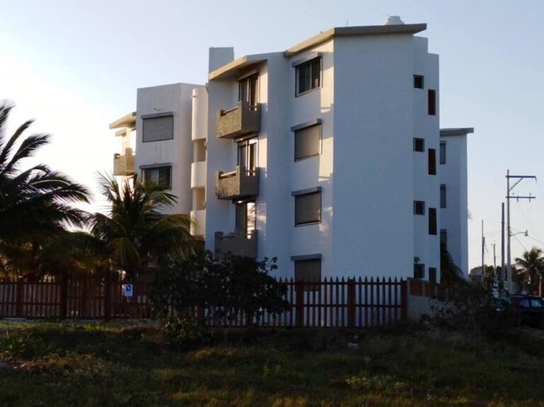 D6F56DEC-47FB-476E-8DCC-735261BCA783