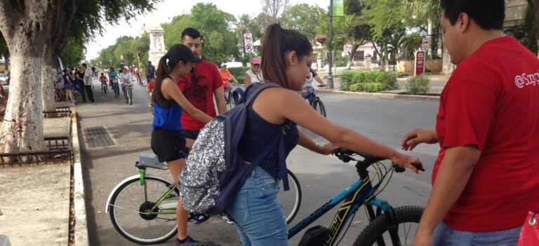 C8E6A4EA-9C63-451A-9195-9655B06BCE8A