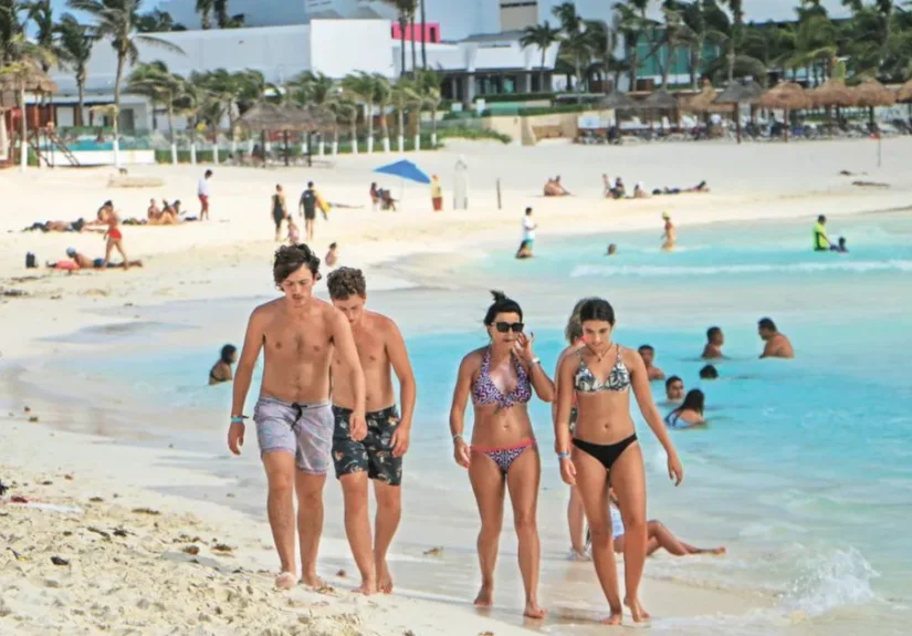 cancun_1.jpg_423392900