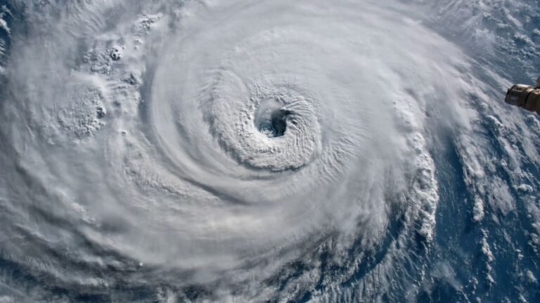 f1280x720-4353_136028_5050