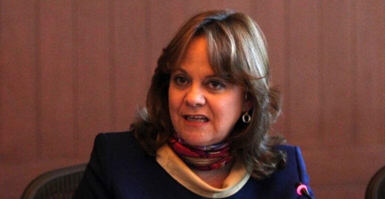 sre-abre-investigacion-interna-martha-delgado-vacunacion-clandestina-cansino