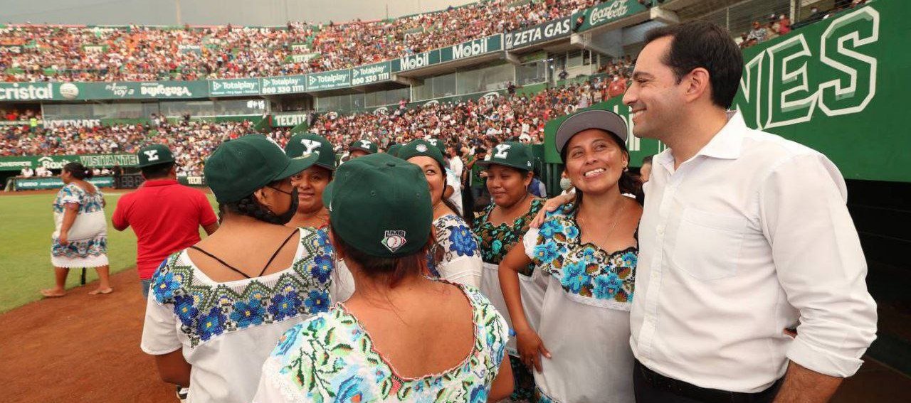Histórica fiesta deportiva en el Kukulcán con el “Partido del Cambio”