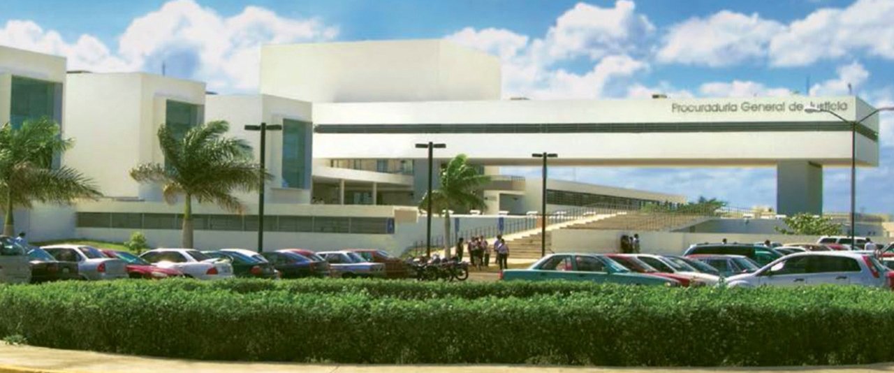 “Construyendo edificios que imparten justicia y democracia,  vivienda y red carretera”: Ariel Medina Medina 