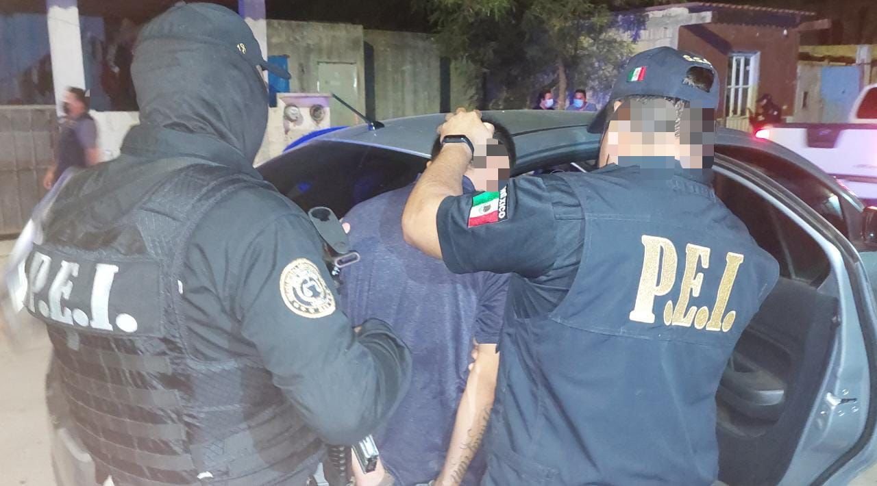 Cateo contra narcomenudeo en Flamboyanes, Progreso